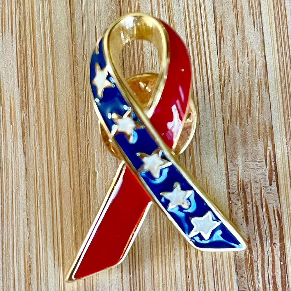USA Ribbon Red White & Blue Brooch Pin Goldtone